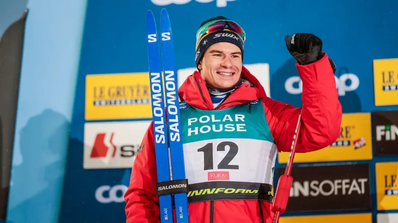 Závěr závodu na 20 km s hromadným startem se stříbrným Michalem Novákem