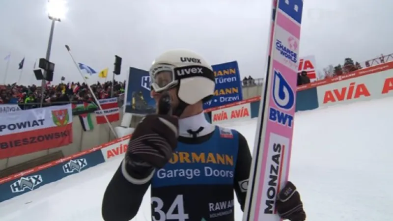 Sestřih nedělního závodu skokanů v Oslu