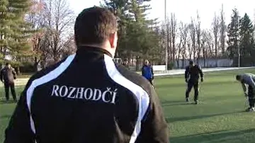 Trénink fotbalových rozhodčí