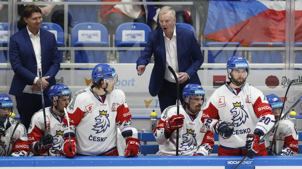 Trenér českého národního týmu Kari Jalonen na MS