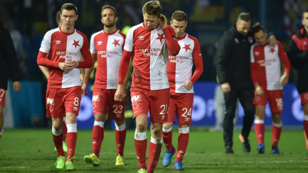 Zklamaní fotbalisté Slavie