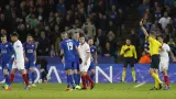 Moment utkání Leicester - Sevilla: Vyloučení Nasriho (74. min.)