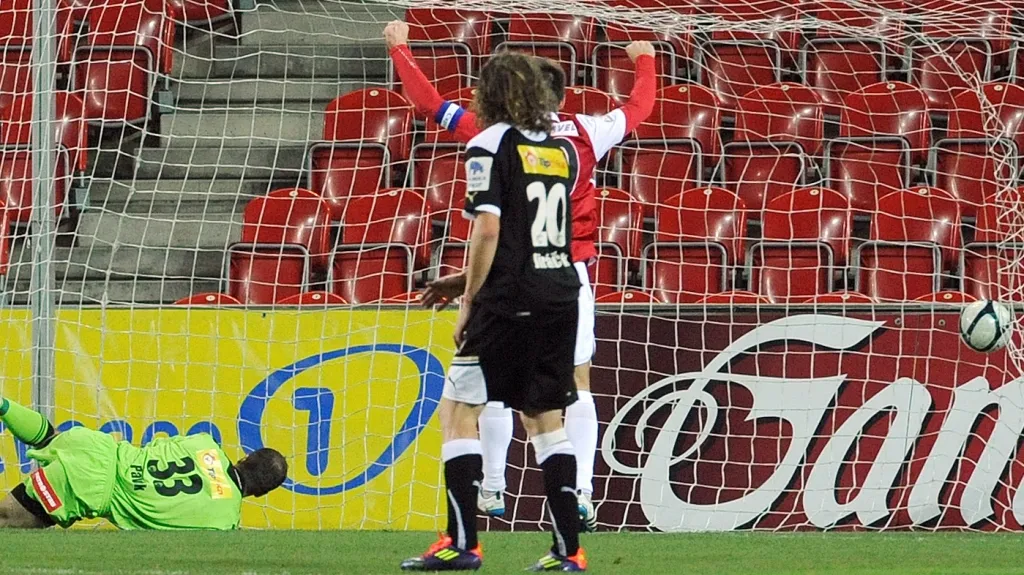 Slavia vyrovnává na 1:1