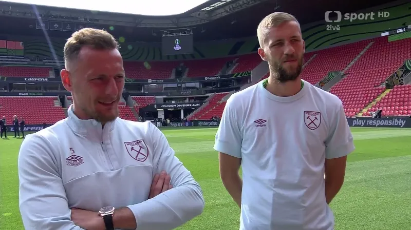 Souček s Coufalem zpátky na místě činu