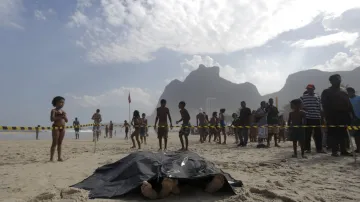 Pád cyklostezky v Riu si vyžádal nejméně dvě oběti