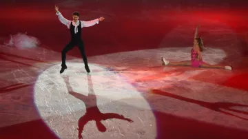 Ruský taneční pár Alexandra Stěpanovová a Ivan Bukin