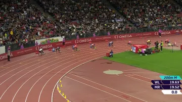 Lyles těsně předčil na dvoustovce Teboga