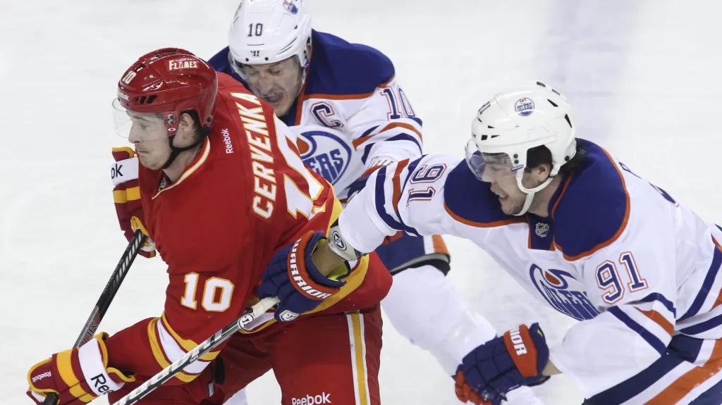 Roman Červenka v dresu Calgary