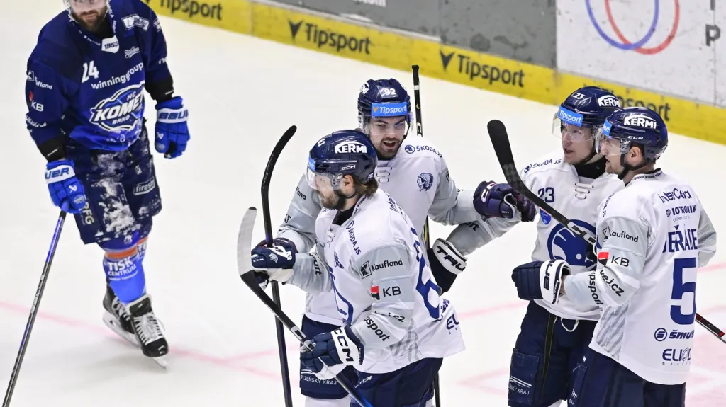 Hokejisté Plzně se radují v utkání proti brněnské Kometě