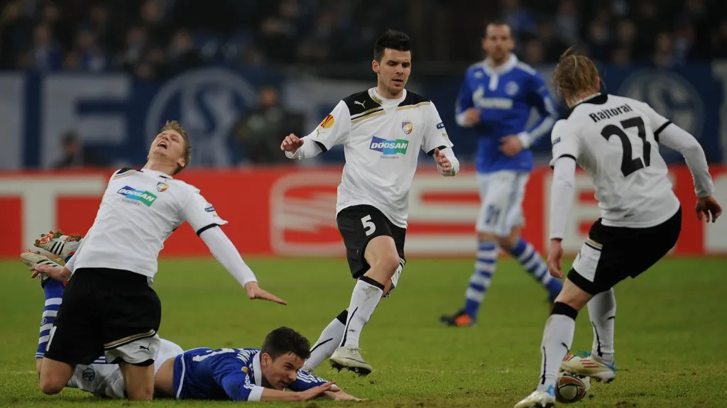 Utkání Schalke 04 - Plzeň