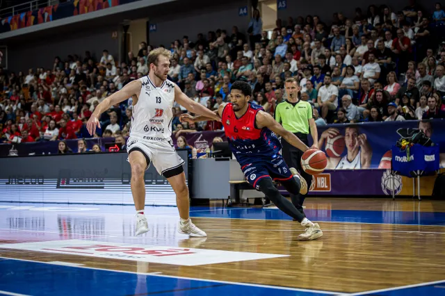 Semifinále basketbalistů: Brno – Pardubice