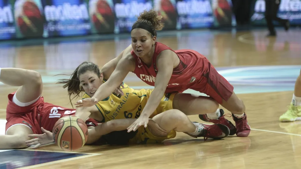 Australanky splnily proti Kanadě roli favoritek