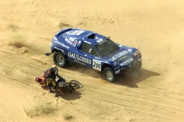 Bugina Jean-Louise Schlessera na Dakarské rallye