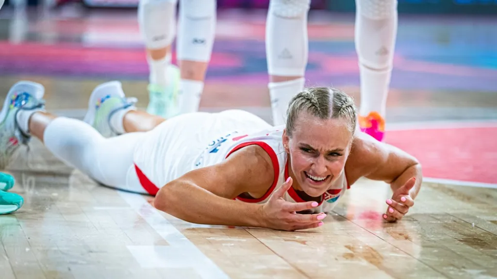 Basketbalistky odjely do Itálie bez Holešínské