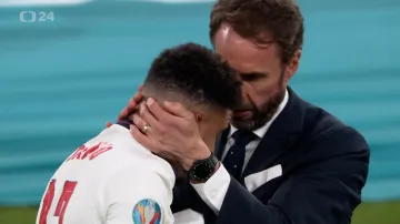 Angličané neskrývali po porážce ve finále zklamání