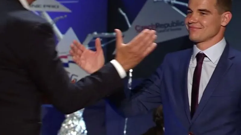 Biatlonistou roku se stal Krčmář