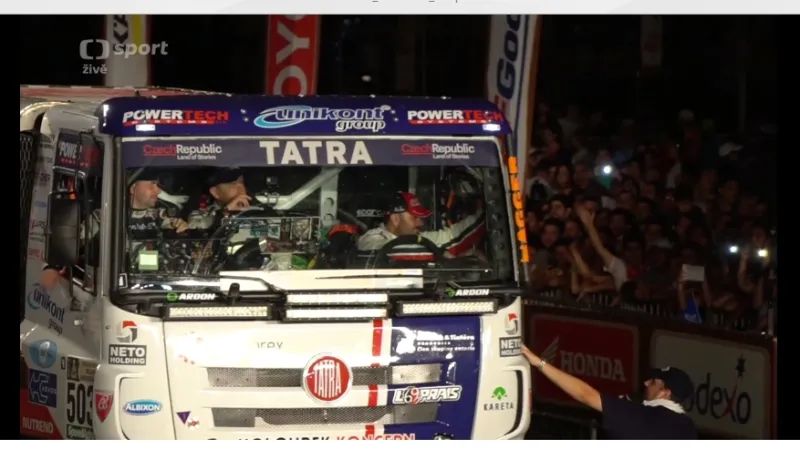 České posádky si užily slavnostní start Dakaru