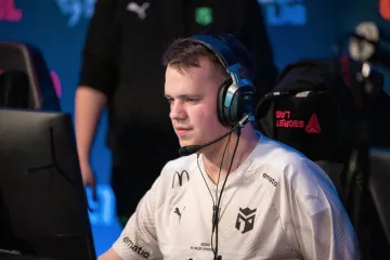 Kapitán týmu Entropiq, Alexej NickelBack Trofimov