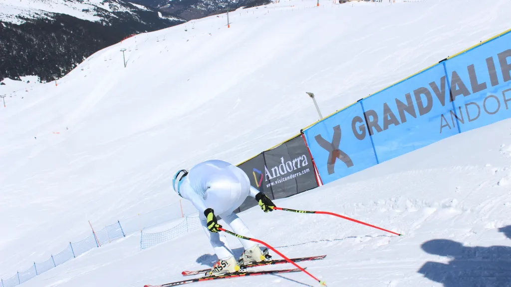 Radim Palán během závodu v rychlostním lyžování