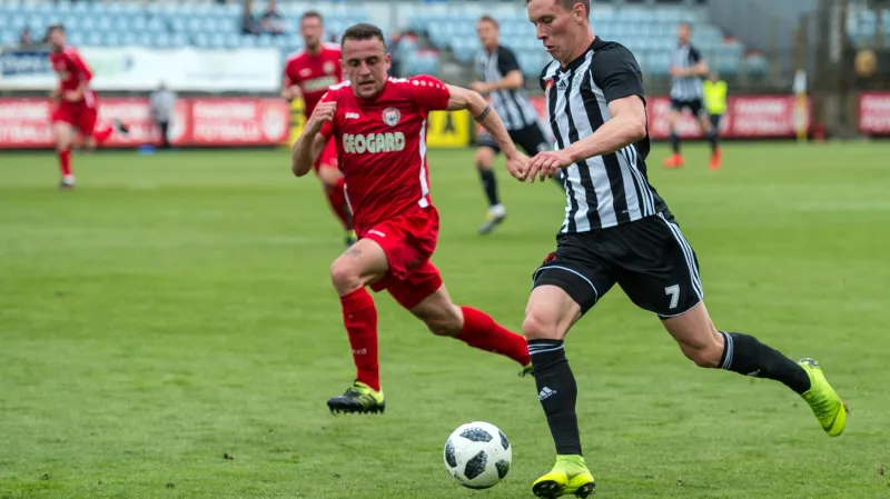 Lukáš Provod v dresu Českých Budějovic