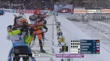 Závěrečná střelba v závodě s hromadným startem biatlonistek