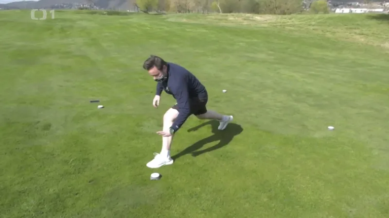 Rozhodčí Mejzlík trénuje na hry už teď, klíčem je rychlost rozhodování