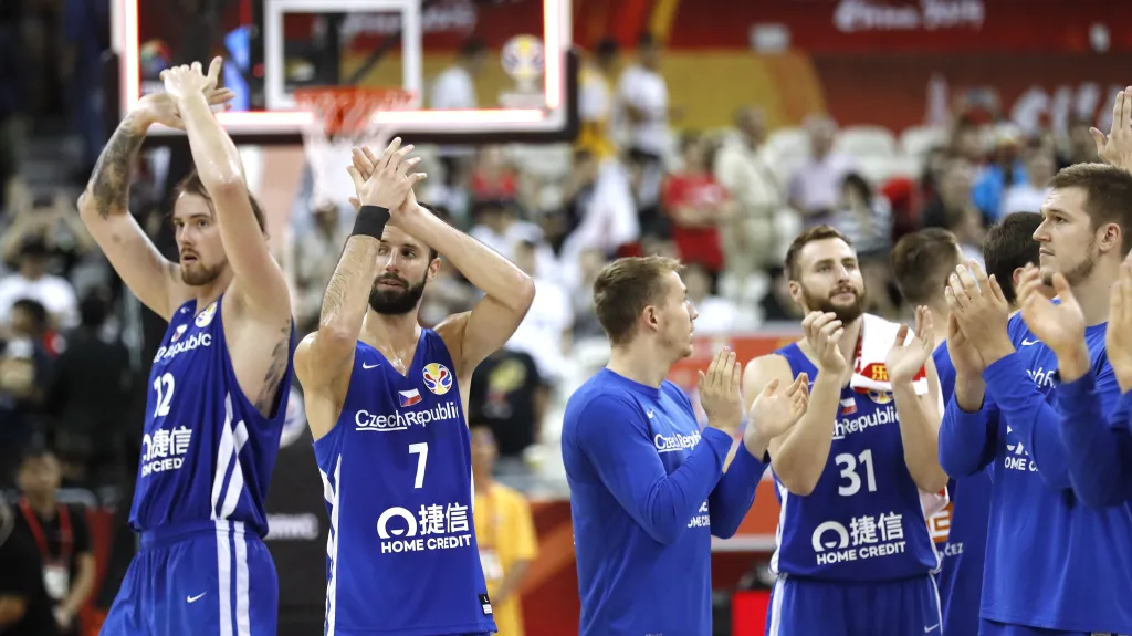 Oslava českého týmu po utkání s Japonskem