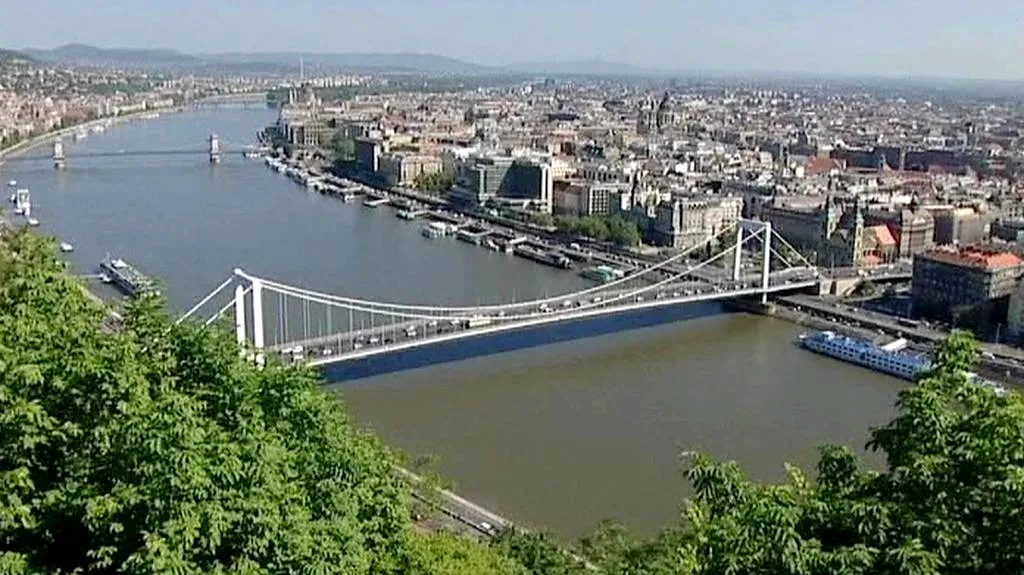 Budapešť