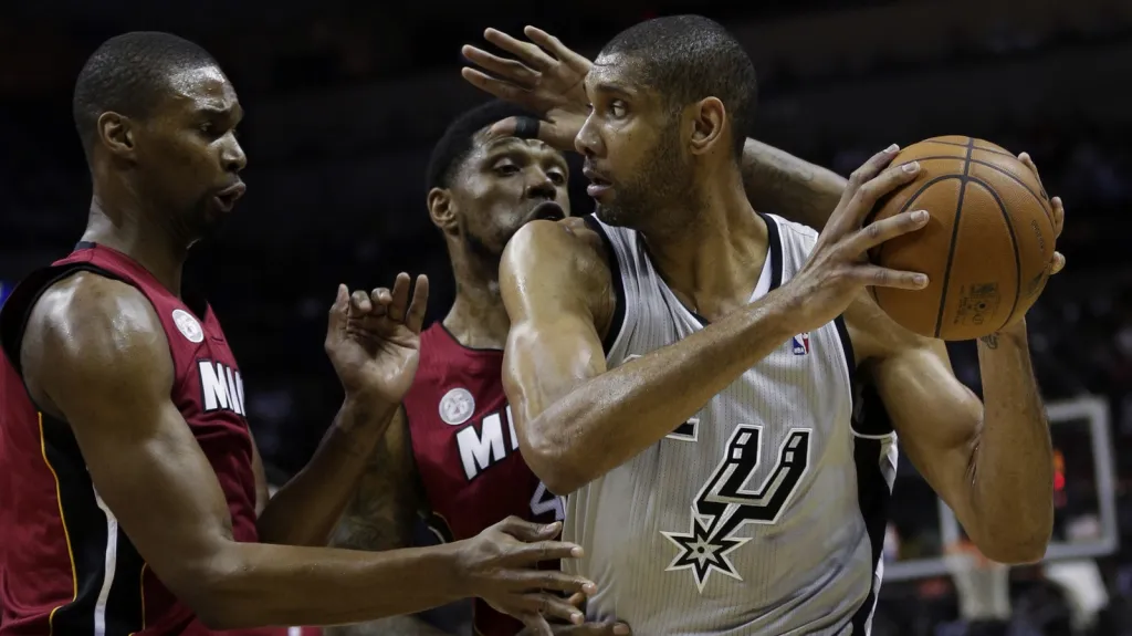 Utkání San Antonio - Miami