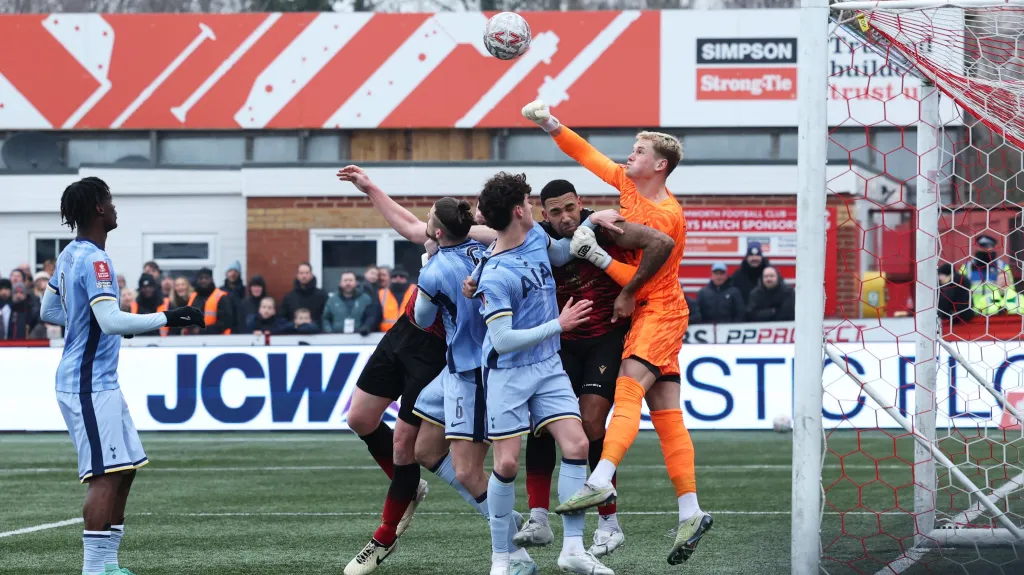 Kinský v duelu s Tamworthem 