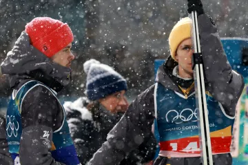 Nespokojenost a rozhořčení. Němci kritizují rozhodnutí o předčasném ukončení skokanského závodu