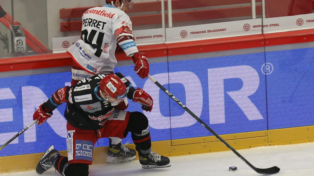 Utkání Třinec - Hradec Králové