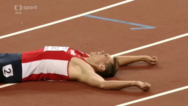 Helceletův běh na 400 m a ohlasy po prvním dni desetiboje