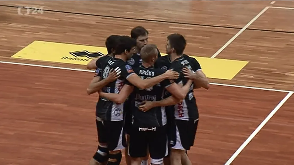 Sestřih z utkání volejbalové extraligy Budějovice - Zlín