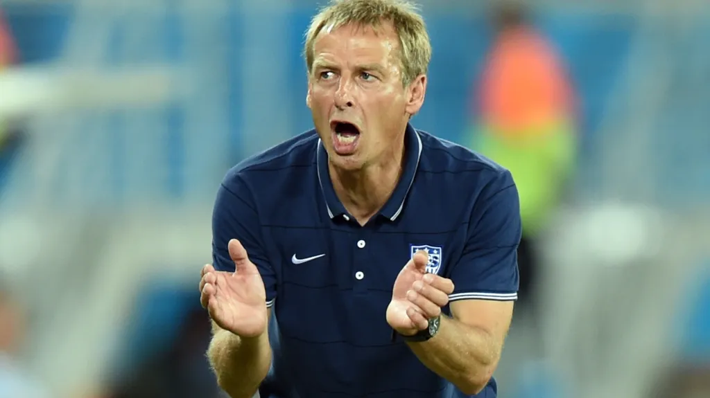 Trenér výběru USA Jürgen Klinsmann