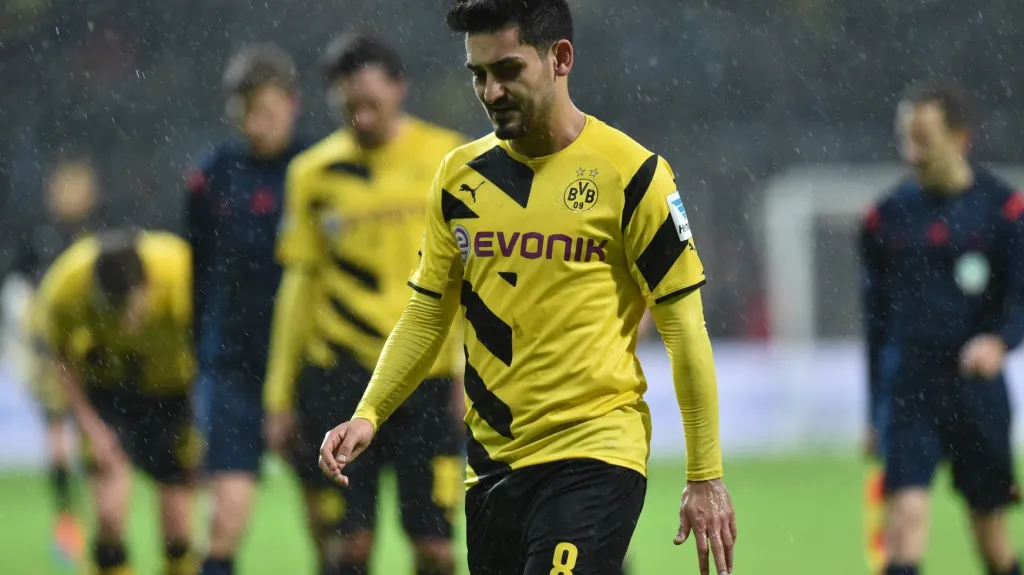 Zklamaný Ilkay Gündogan z Dortmundu