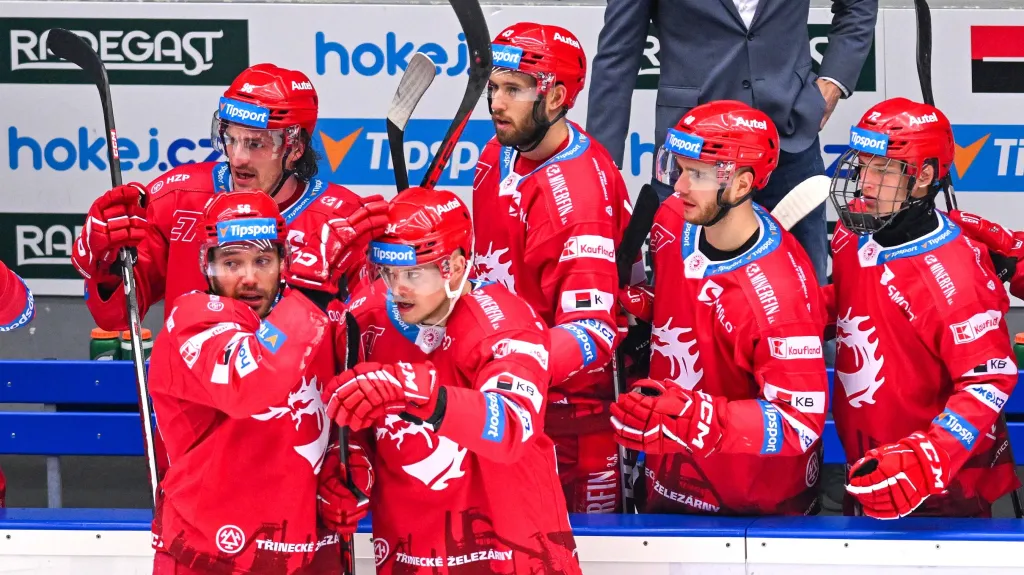 Andrej Nestrašil se raduje z branky