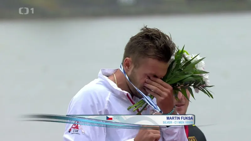 Fuksa vyválčil v Račicích stříbro, Dostál a deblkajak bronz