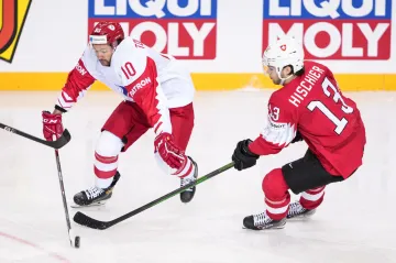 Sergej Tolčinskij proti Nico Hischierovi