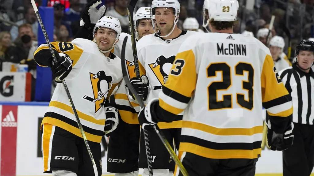 Dominik Simon se raduje se spoluhráči