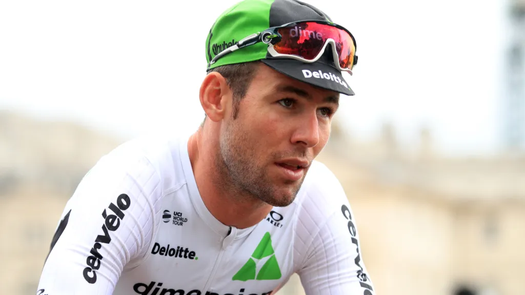 Mark Cavendish v dresu Dimension Data
