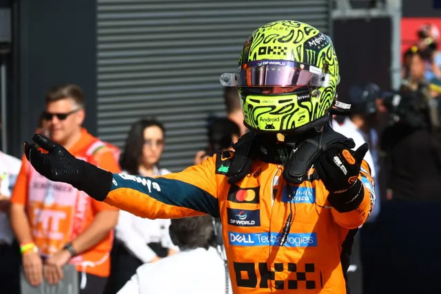 Úřadující šampion Lando Norris na Hungaroringu vybojoval první letošní vítězství