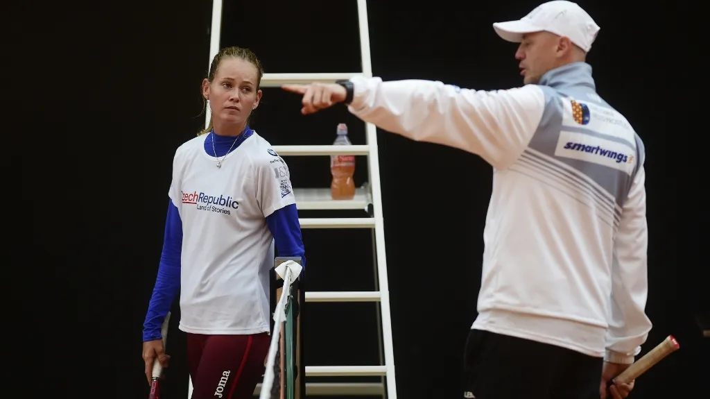 Marie Bouzková s kapitánem Petrem Pálou