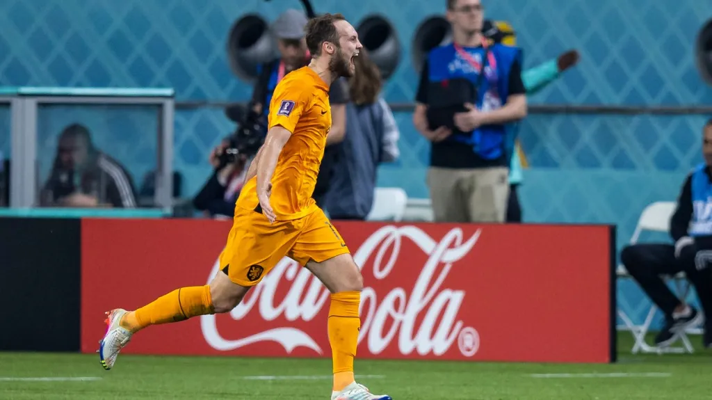 Slavící Daley Blind 