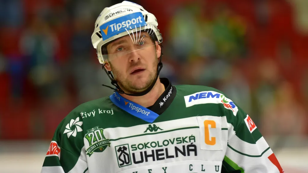 Václav Skuhravý v dresu Karlových Varů