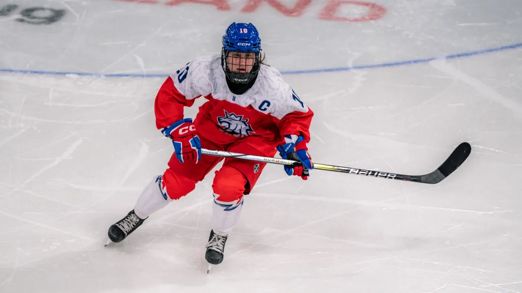 Adéla Šapovalivová