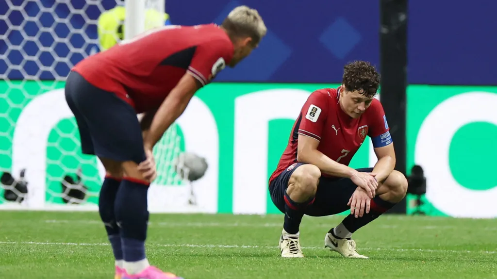 Češí fotbalisté po remíze s JAR
