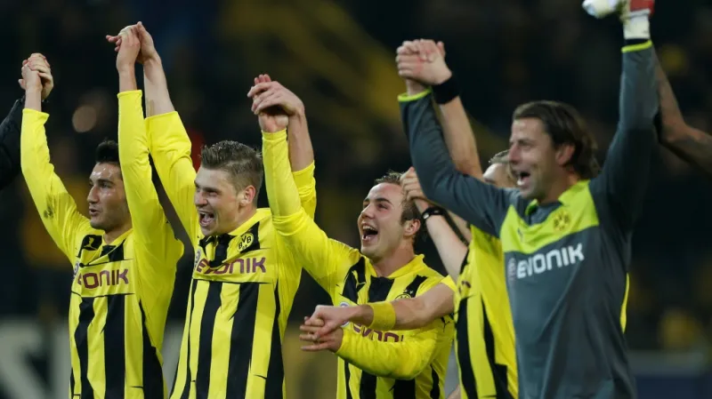 Fotbalisté Dortmundu slaví postup do čtvrtfinále Ligy mistrů
