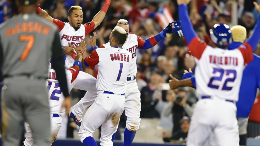Baseballisté Portorika se radují z postupu přes Nizozemsko