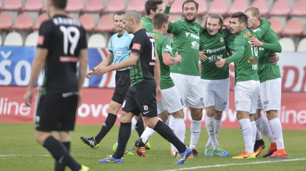 Slavící fotbalisté Jablonce